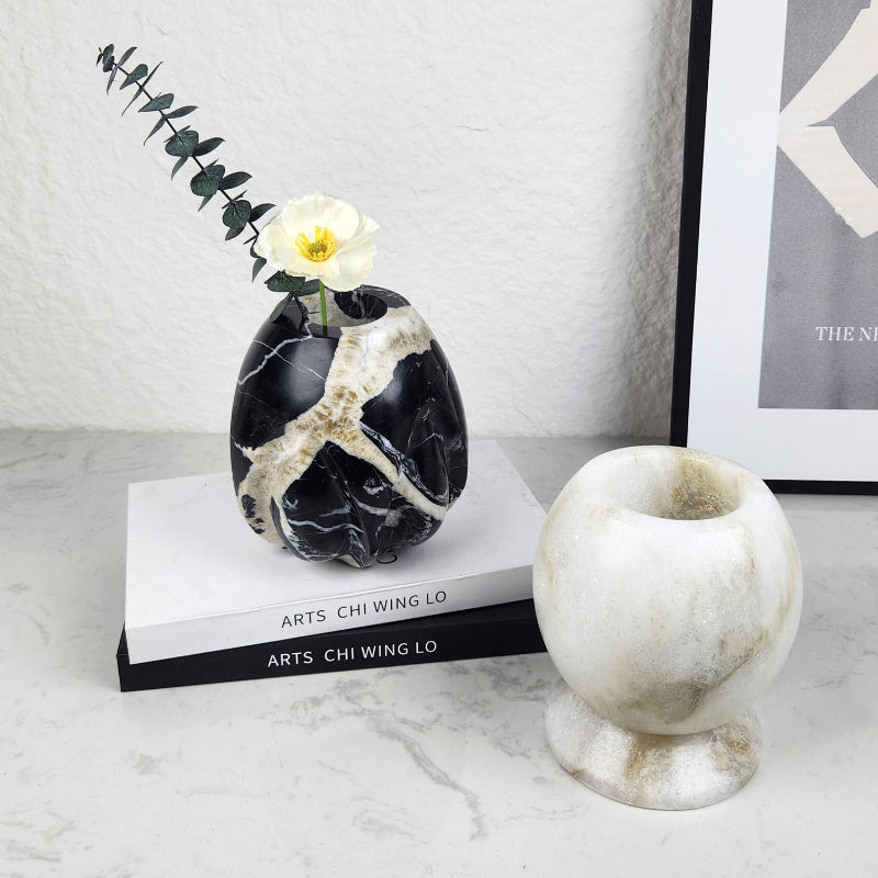 Modern Simplicity Minimalist Modern Vase Decor Piece