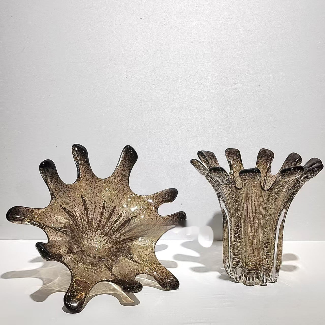 Modern Minimalist Wave-edged Glass Vase Home Decor